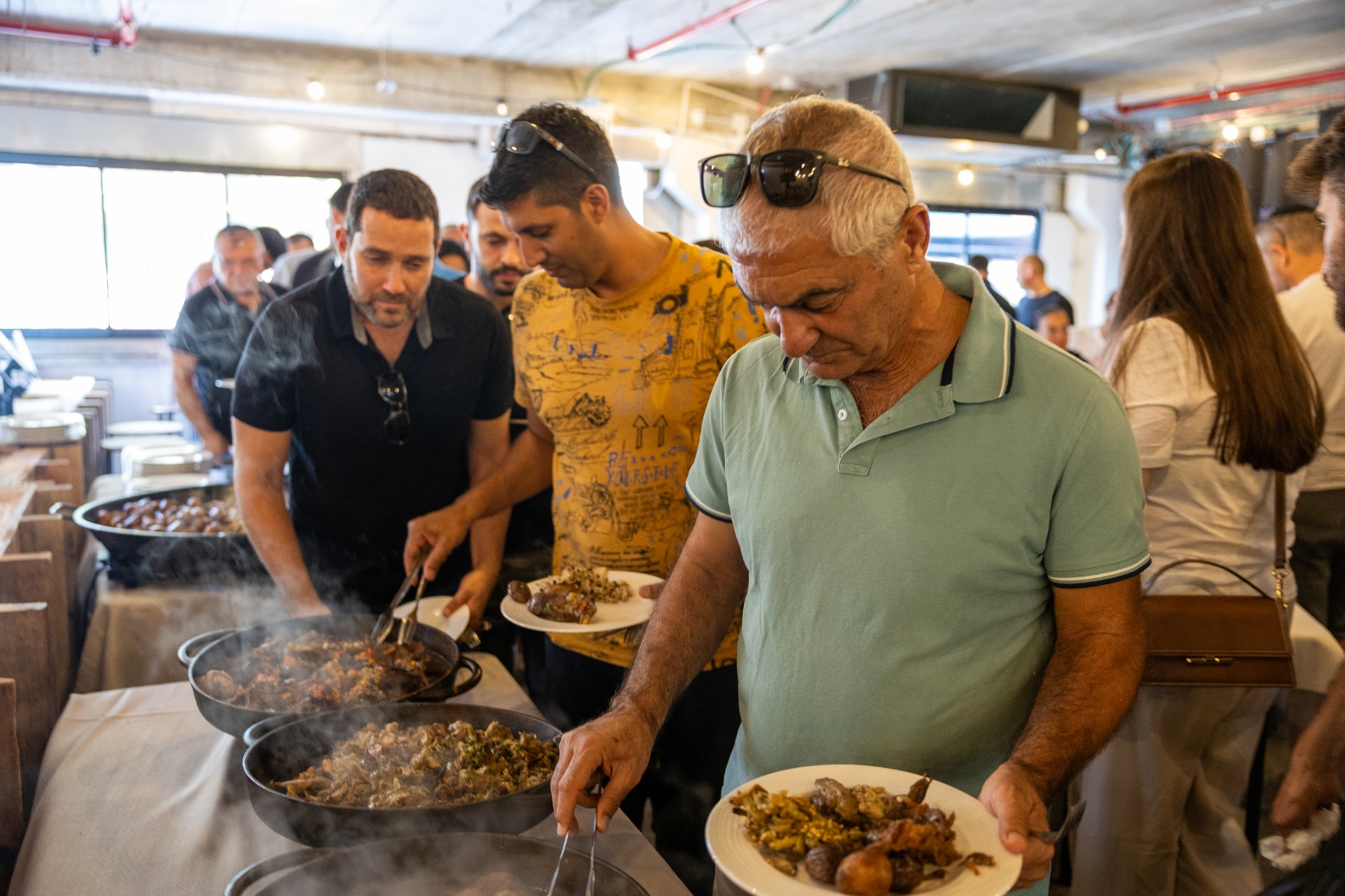 מלך הבסטה — תמונה מהשטח